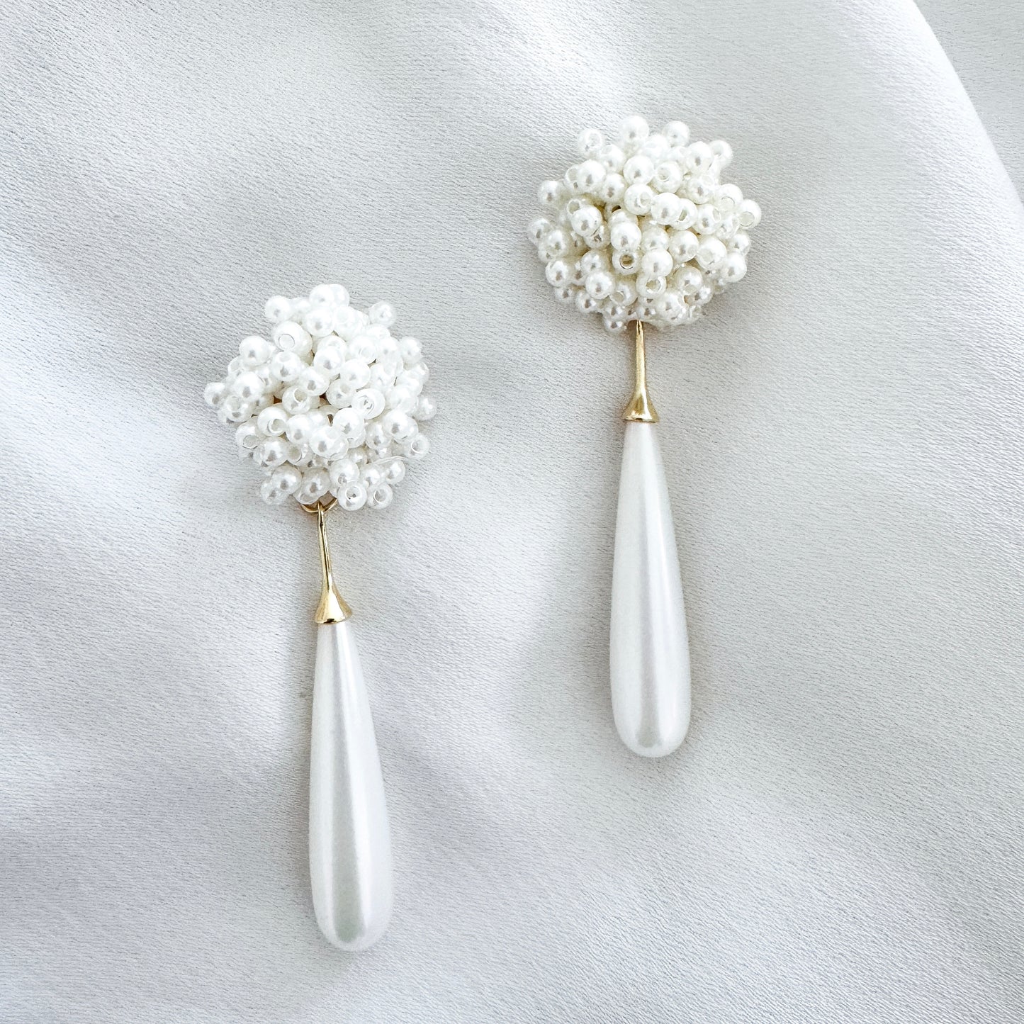 Etta Cluster and Long Elegant Pearl Earrings