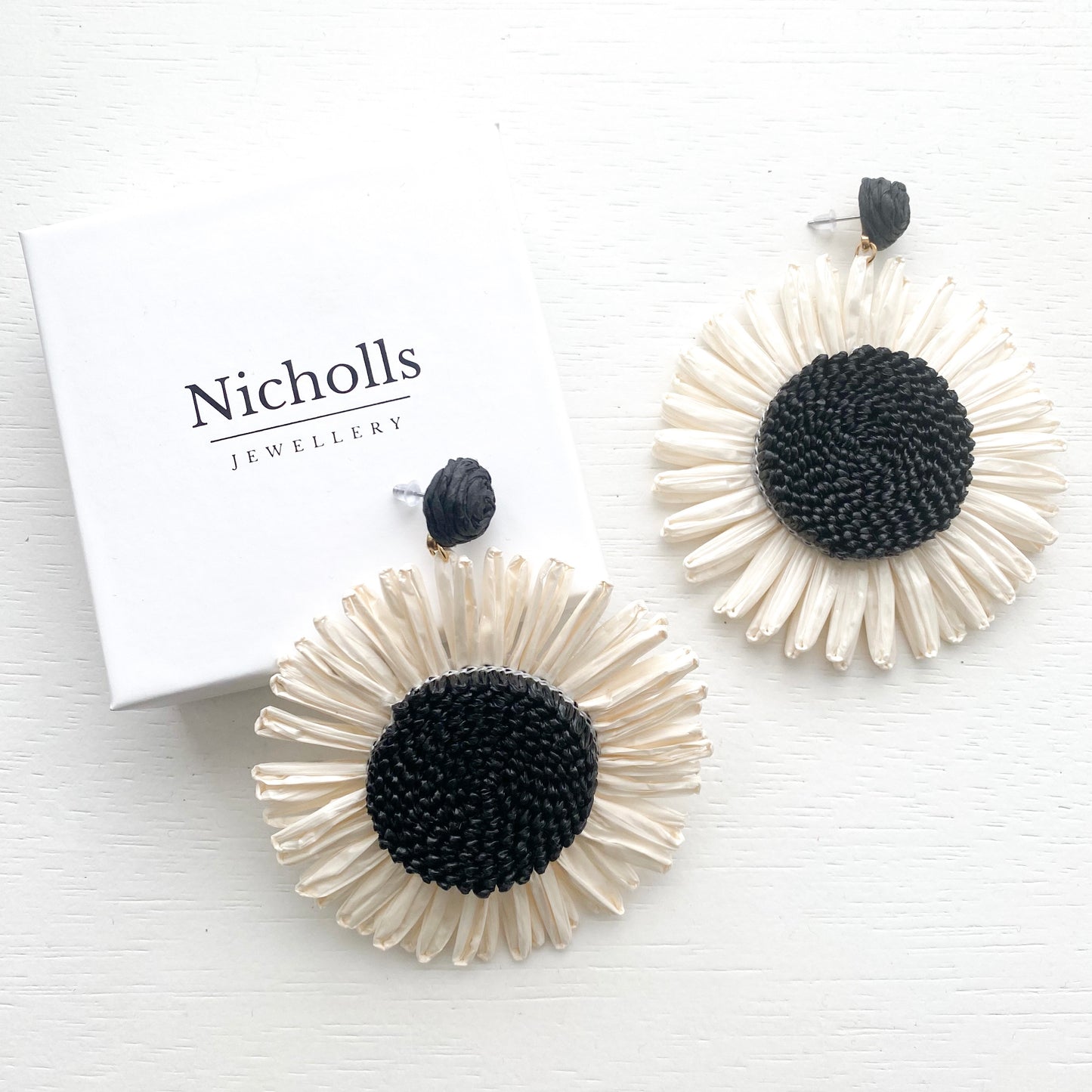 Boho Woven Black and White Sunflower