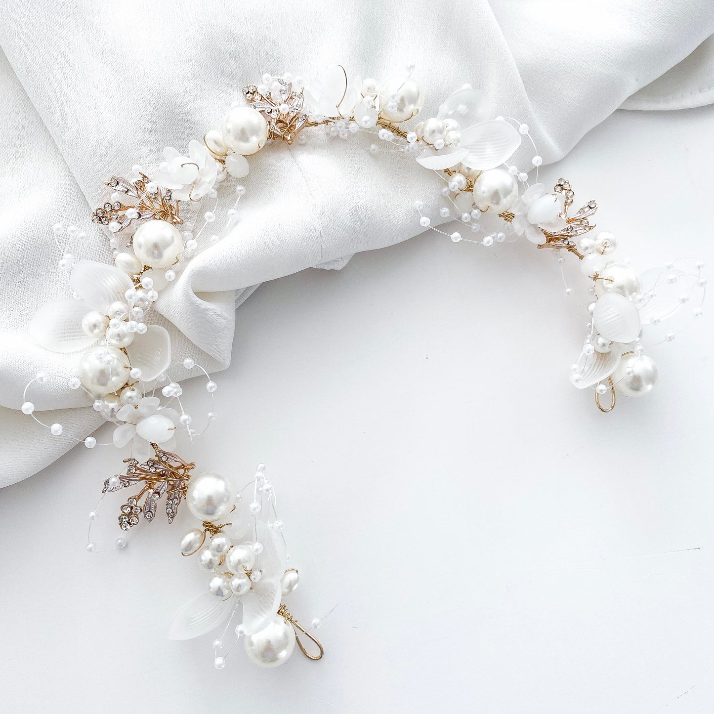 Pretty Polly Spray and Pearl Headband/Vine
