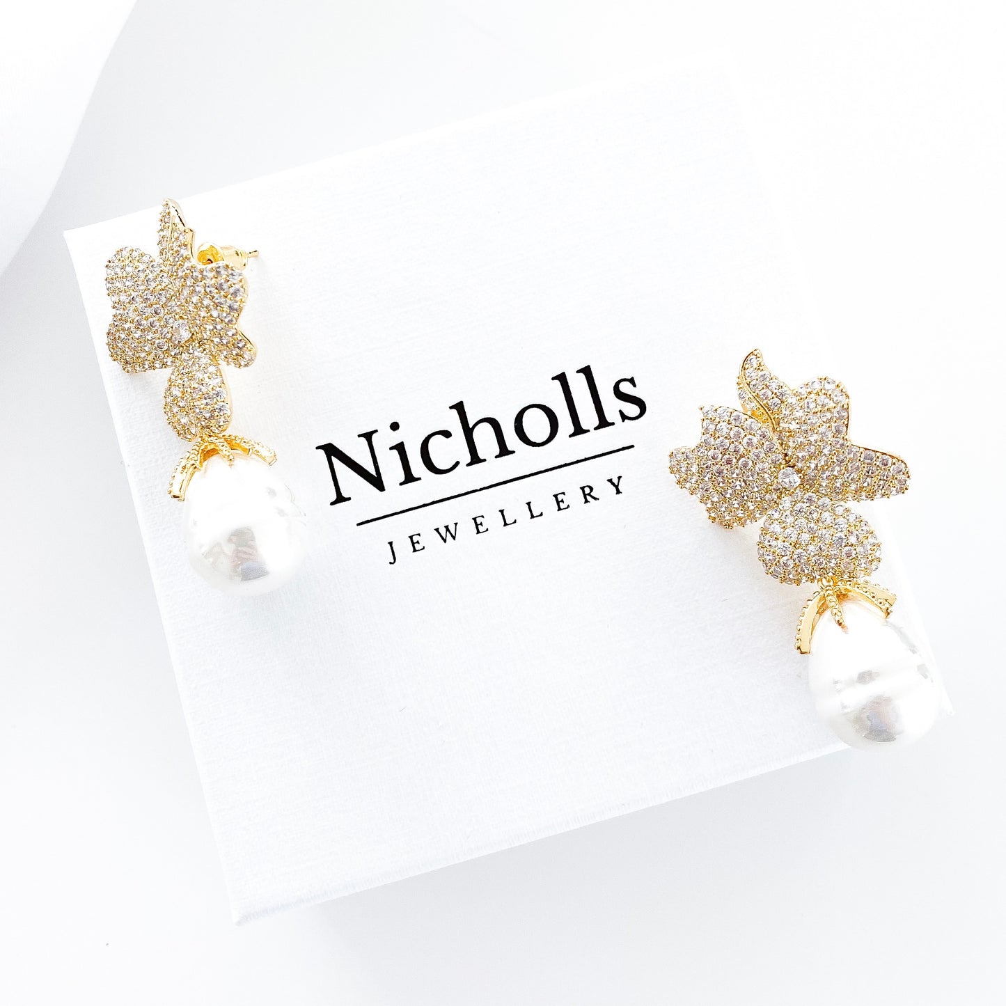 Deluxe Baroque Pearl and Gold Crystal Flower Earrings