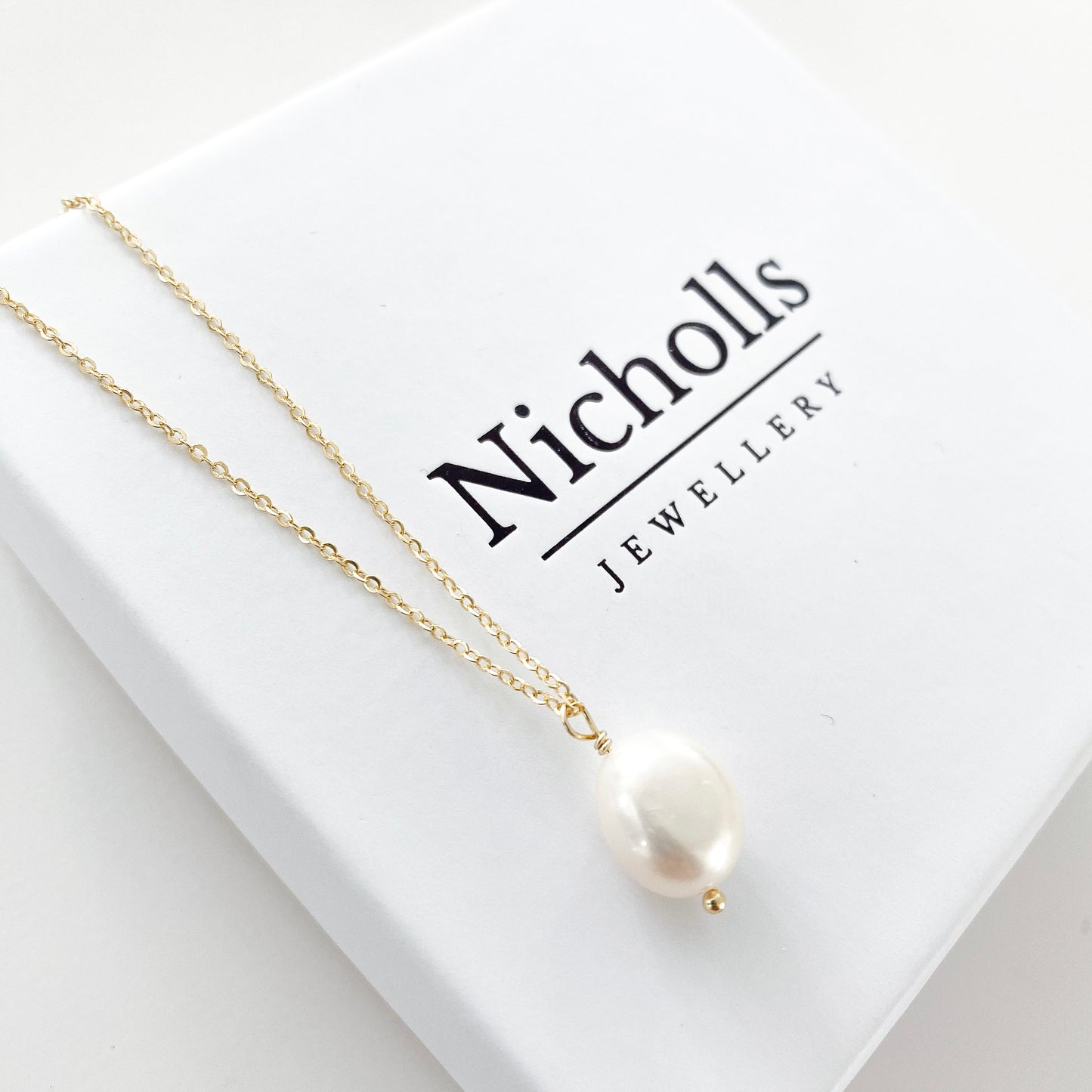 Delicate Gold Pearl Necklace