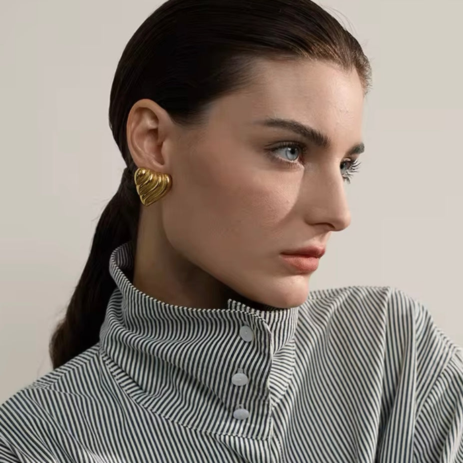 Ridge Heart Gold Earrings
