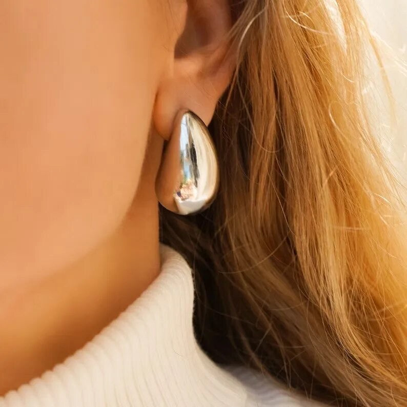 Waterdrop Chunky Smooth Silver Celebrity Earrings