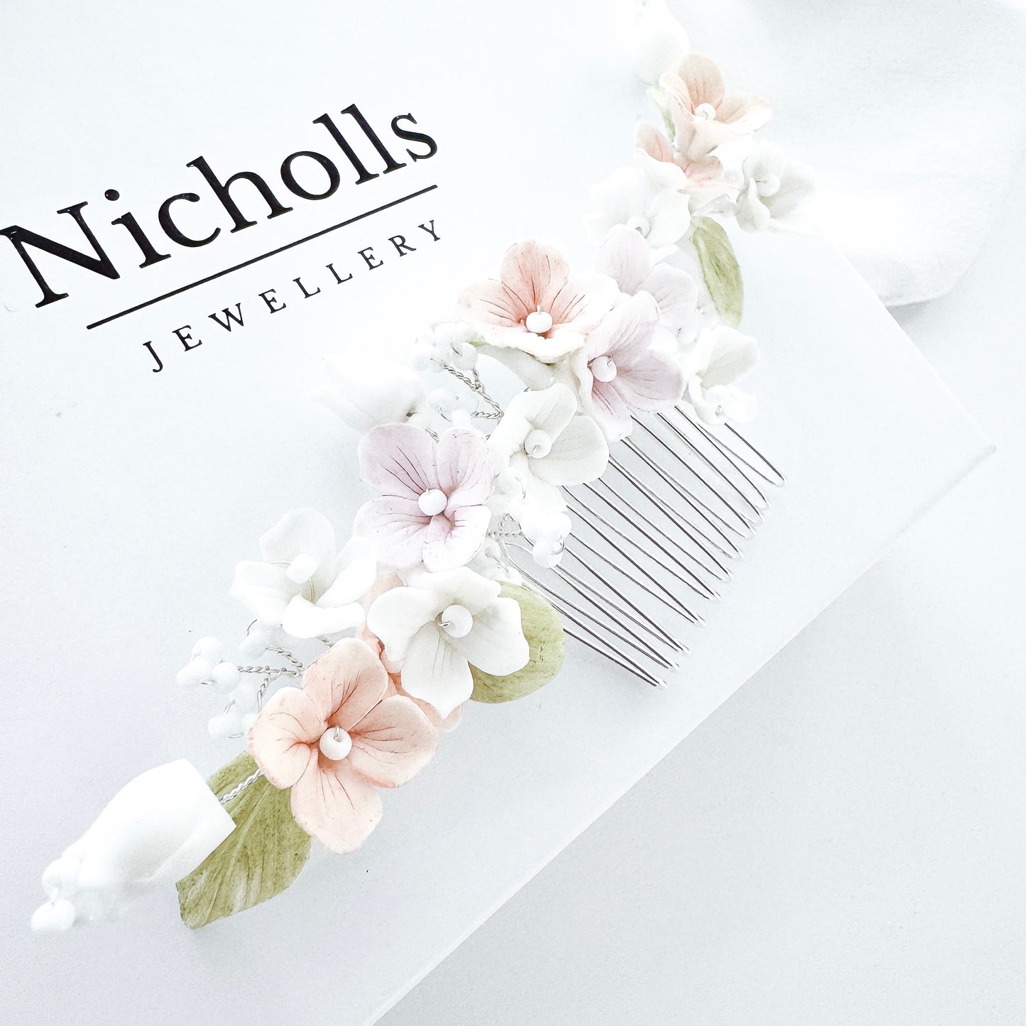 Pastel Colour Porcelain Flower Comb