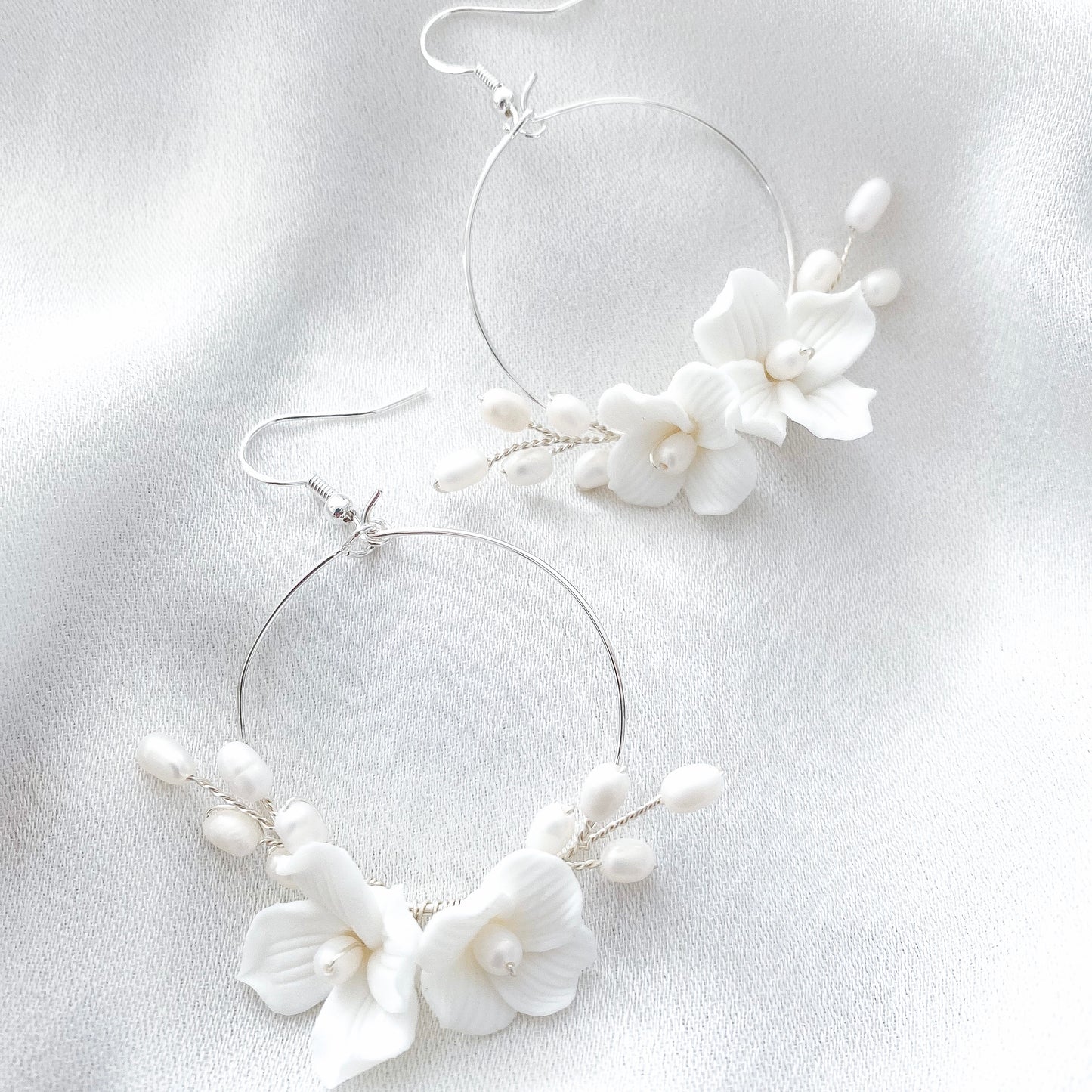 Porcelain Flower Pearl Spray Hoops