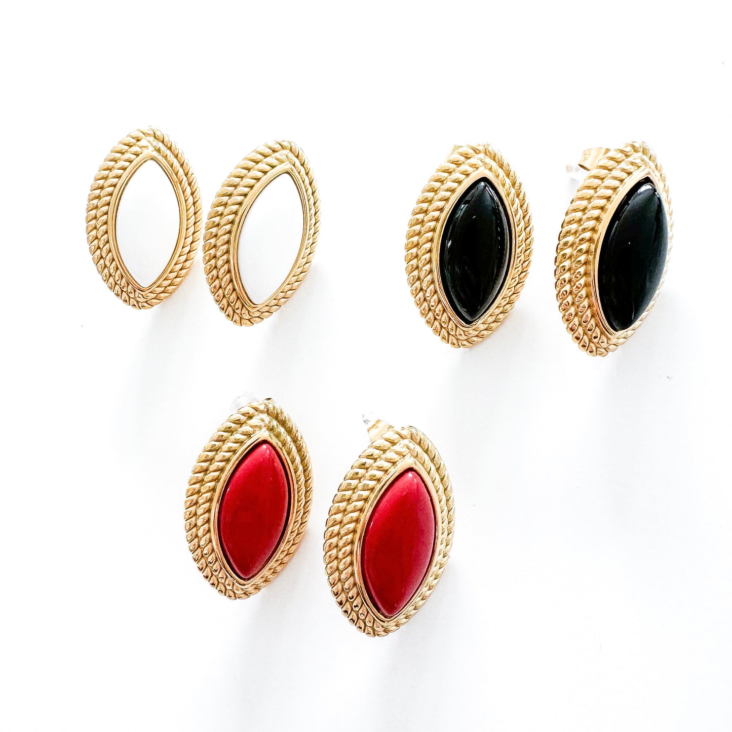 Oval Diamond Shape Black Stone 18k Gold Earrings