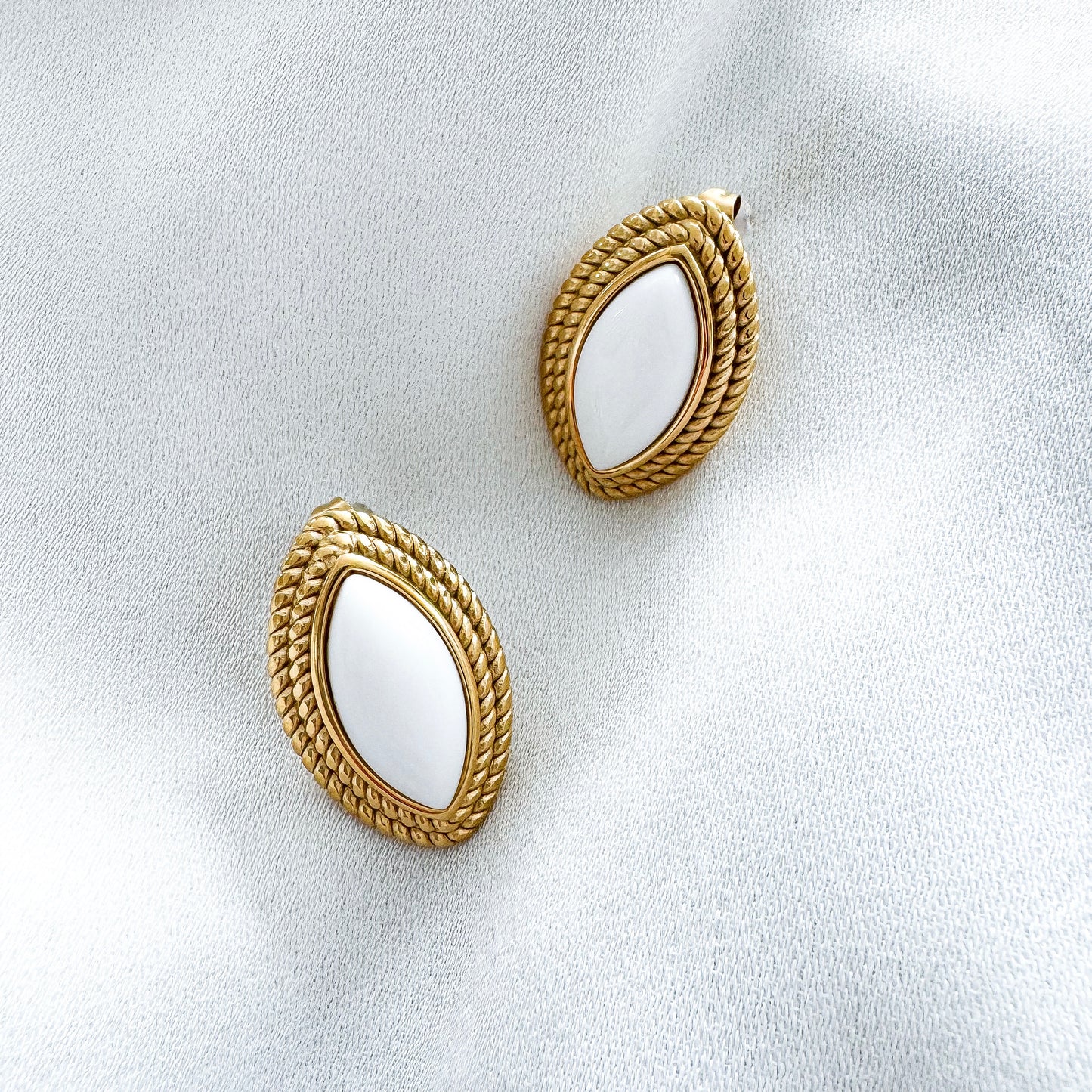 Oval Diamond Shape White Stone 18k Gold Earrings
