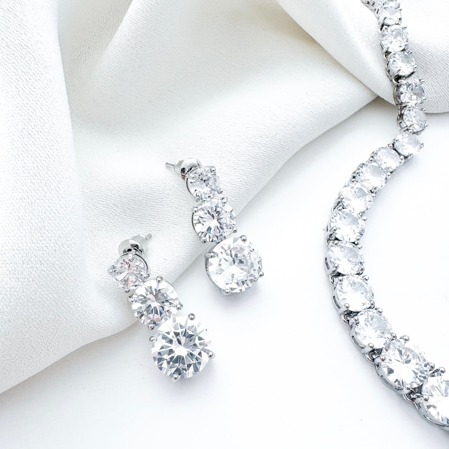 Cubic Zirconia Crystal Necklace & Earring Set – Sparkly Bridal, Prom & Christmas Jewellery | AAA+ Crystal Statement Gift