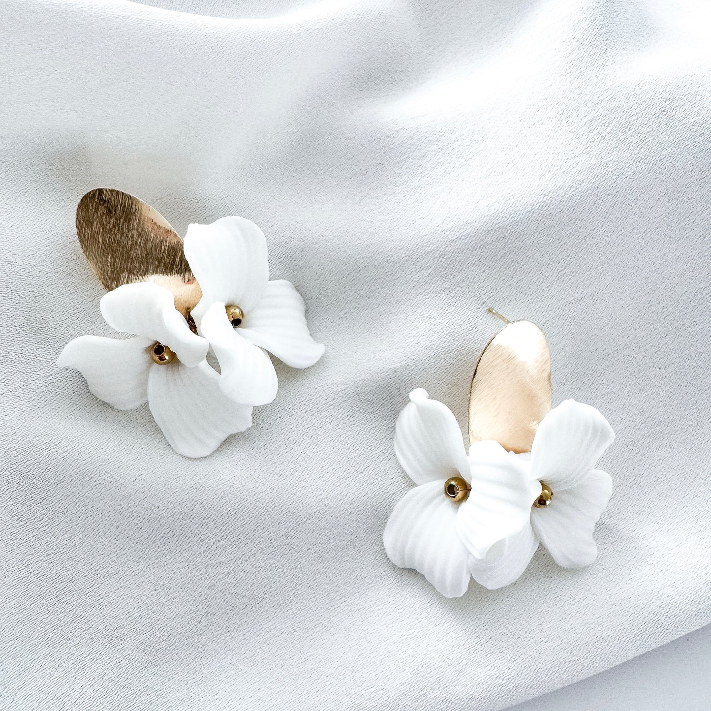Dahlia Brushed Gold Oval Porcelain Flower Earrings