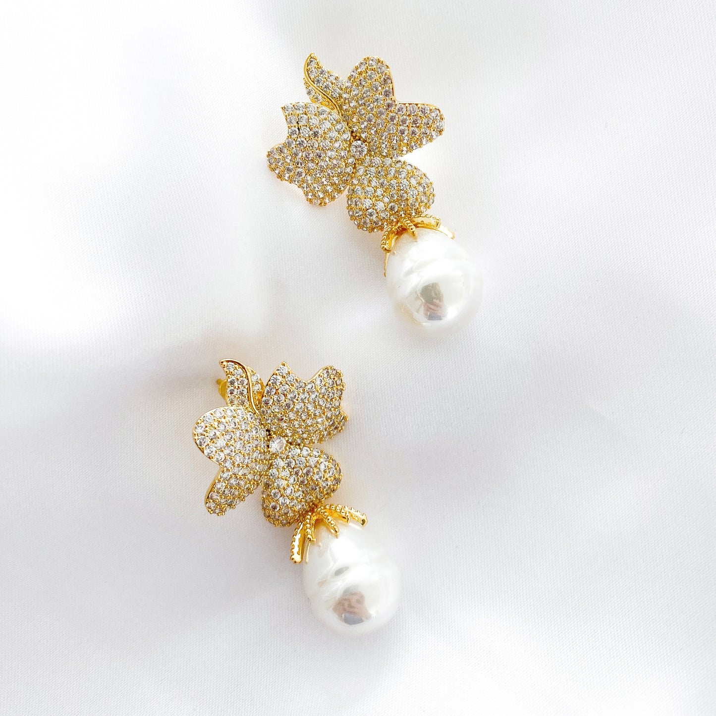 Deluxe Baroque Pearl and Gold Crystal Flower Earrings