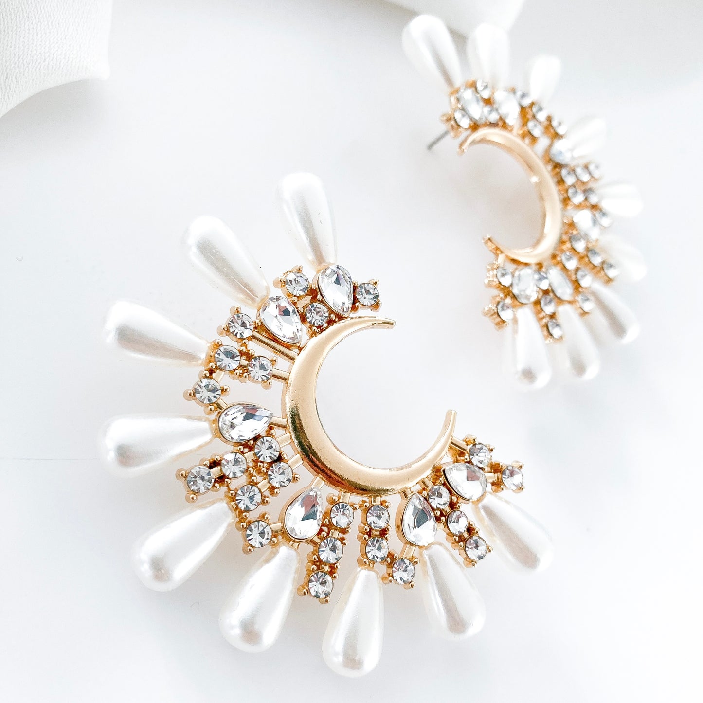 Stargazer Supernova Pearl and Crystal earrings