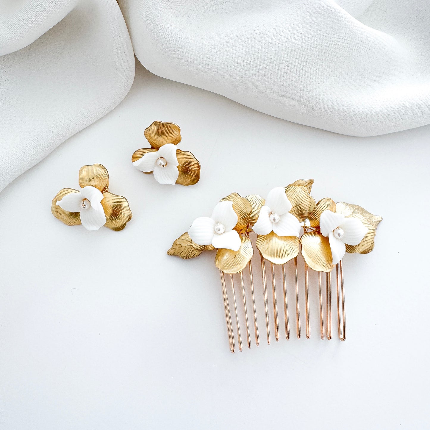 Aurelia Gold Leaf and White Porcelain Flower Wedding Comb and Stud Earrings
