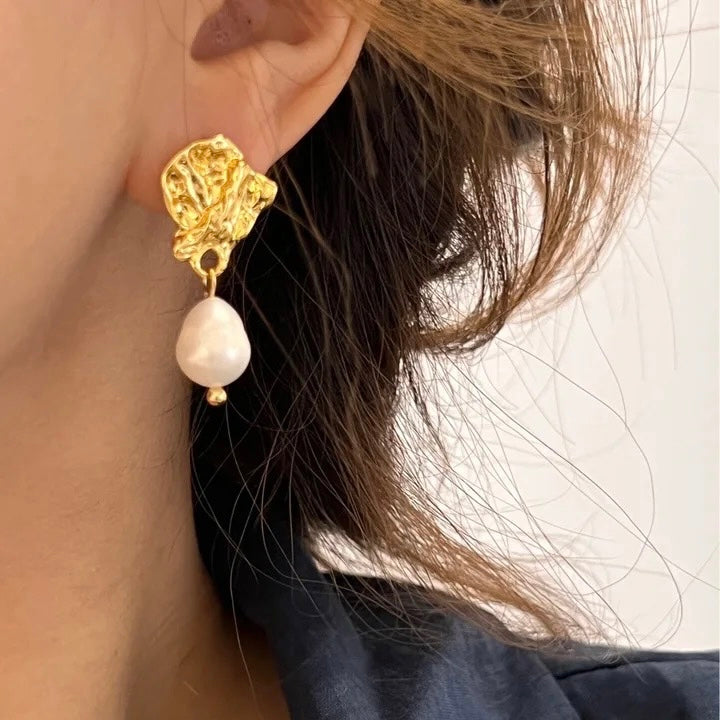 Vintage Irregular Gold Leaf Pearl Earrings