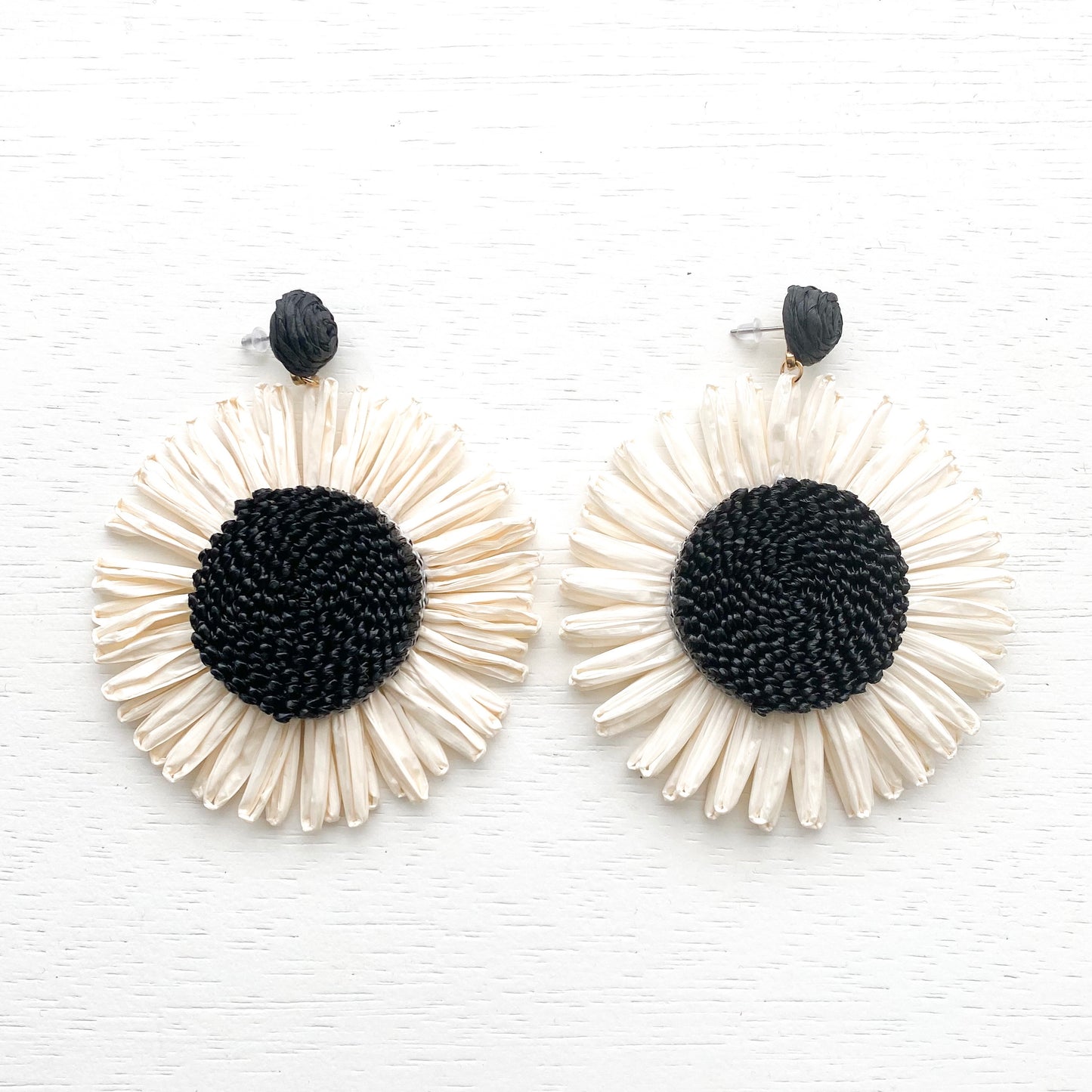 Boho Woven Black and White Sunflower