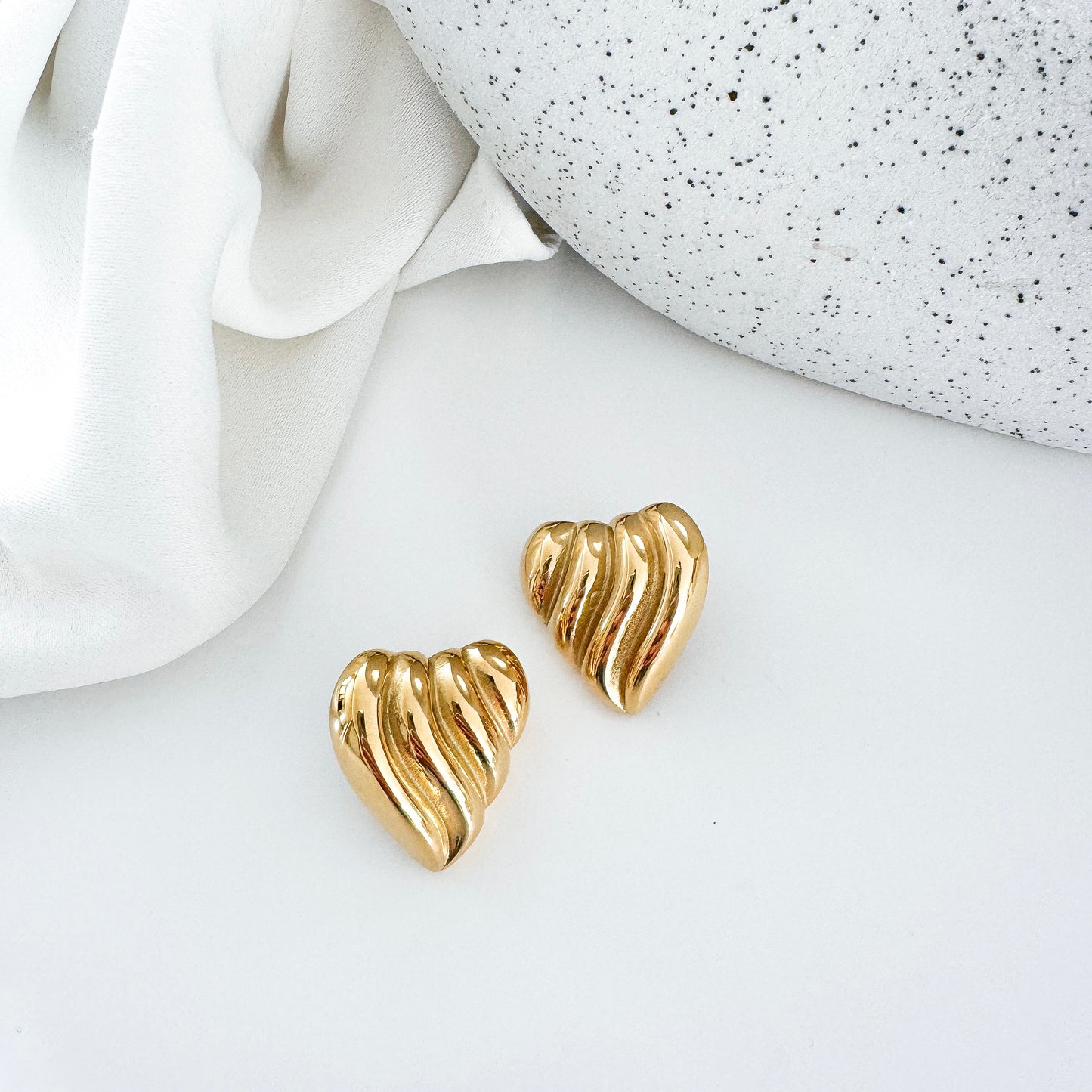 Ridge Heart Gold Earrings