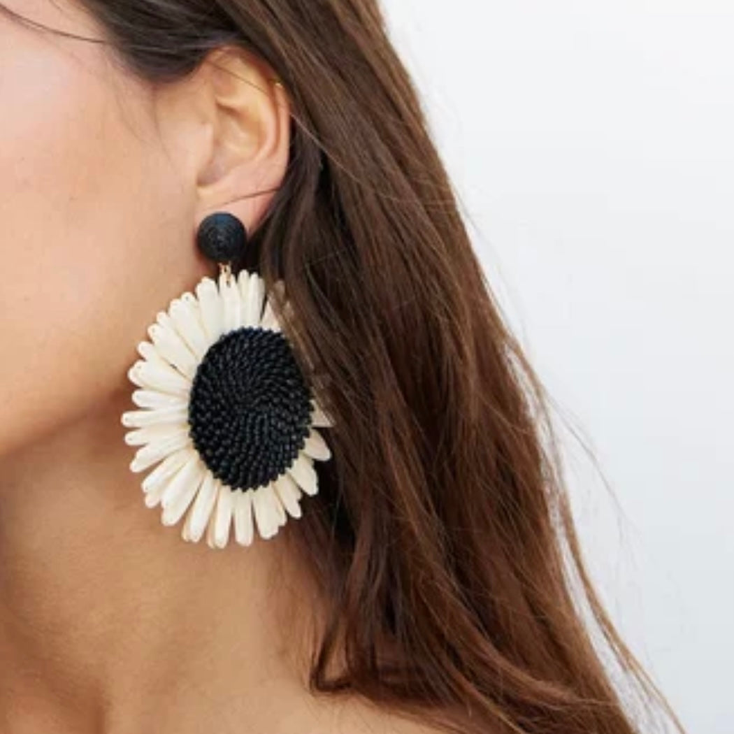 Boho Woven Black and White Sunflower