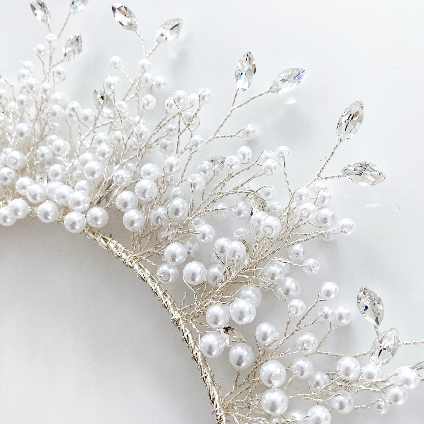 Statement Pearl Spray Crown