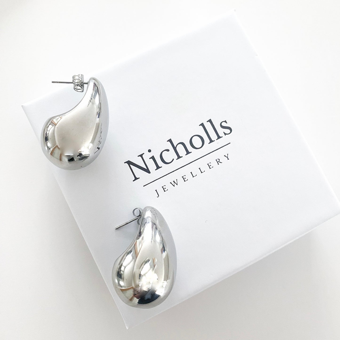 Waterdrop Chunky Smooth Silver Celebrity Earrings
