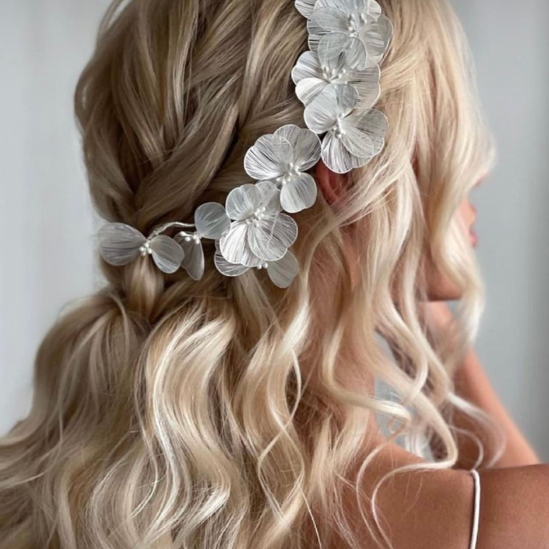 Light Silver Flower Headband/Vine