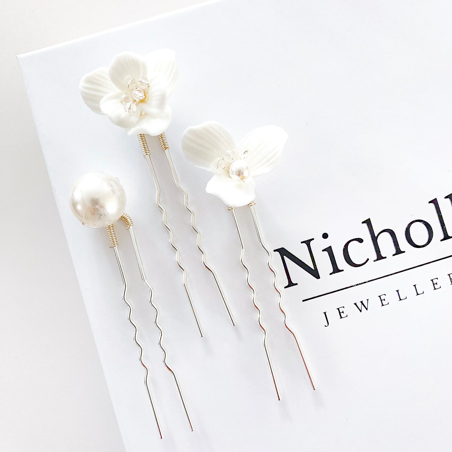 Porcelain Flower and Pearl 5 pins
