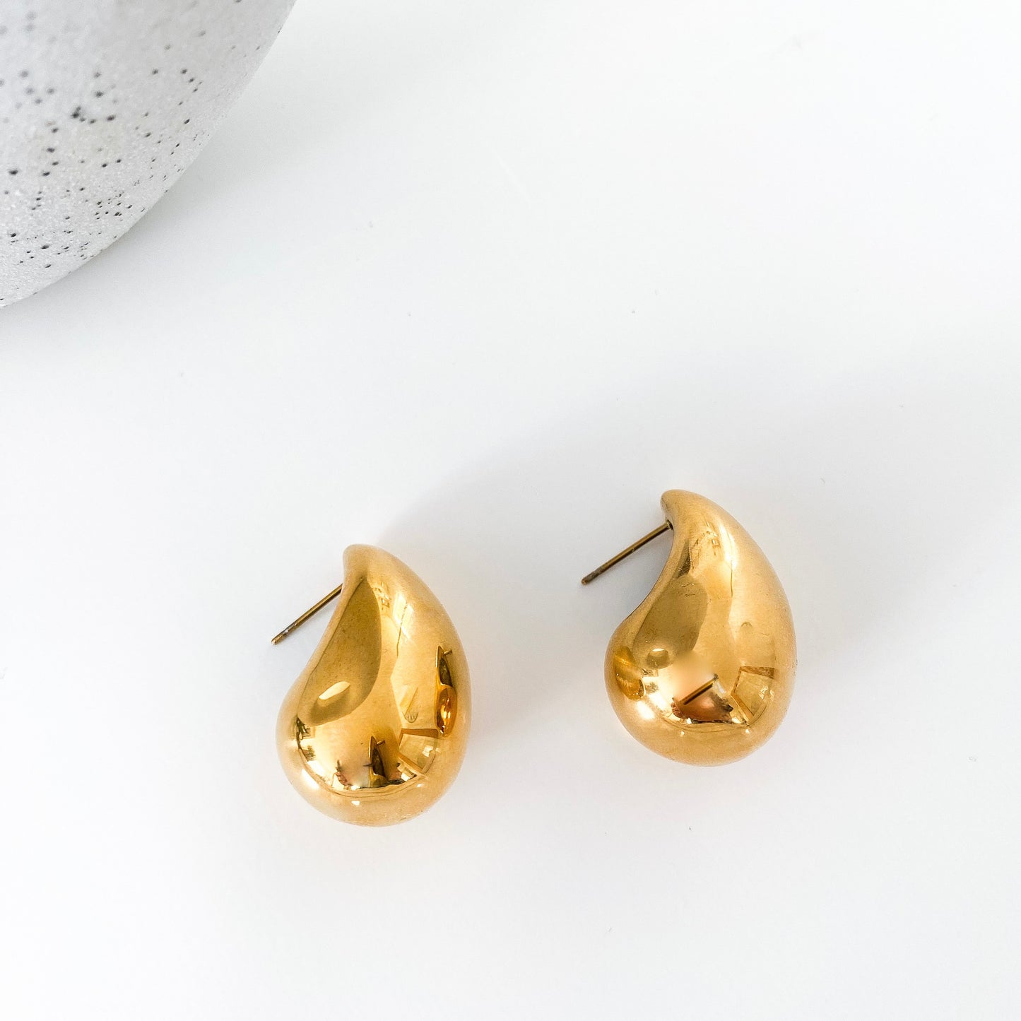 Waterdrop Chunky Smooth Celebrity Earrings