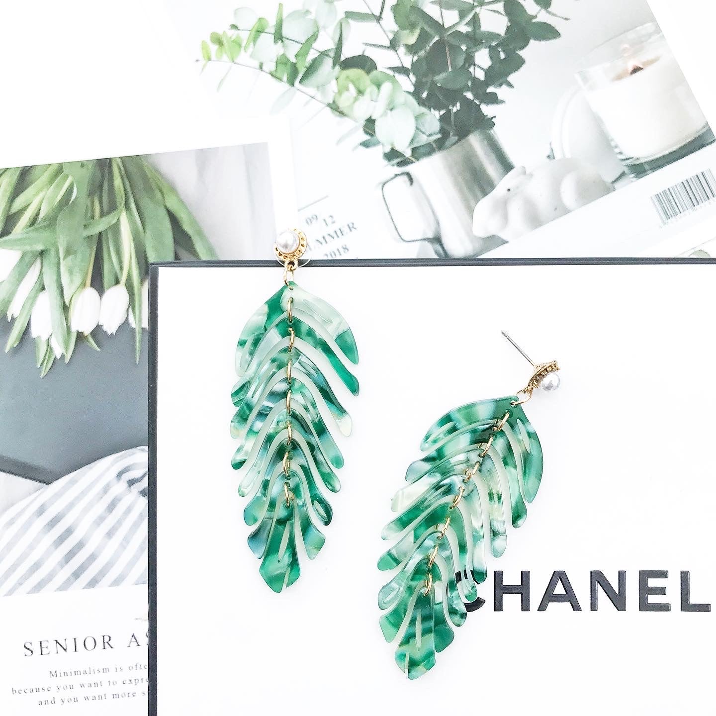 Feather Leaf Green Earrings