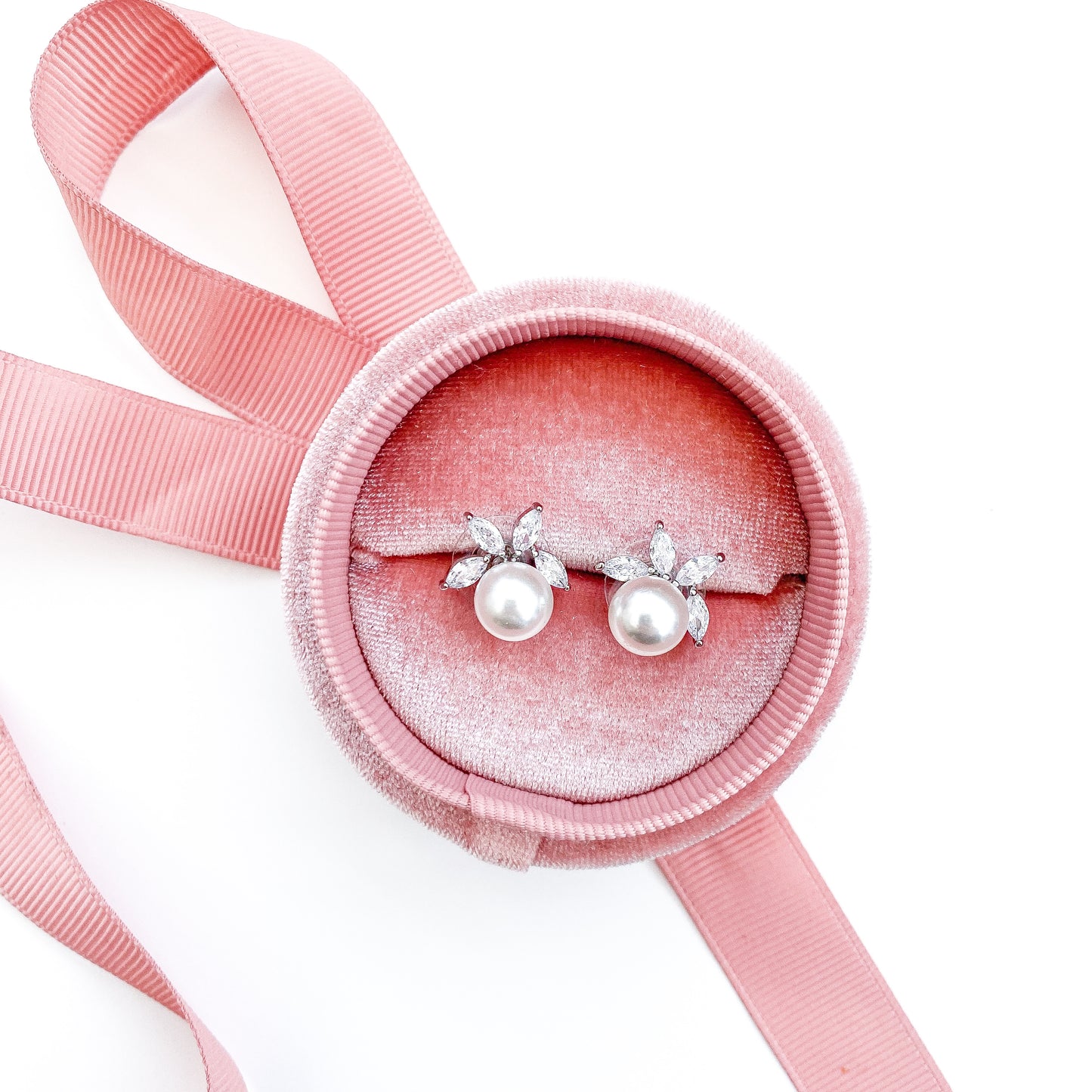 Desire Flower & Pearl Studs