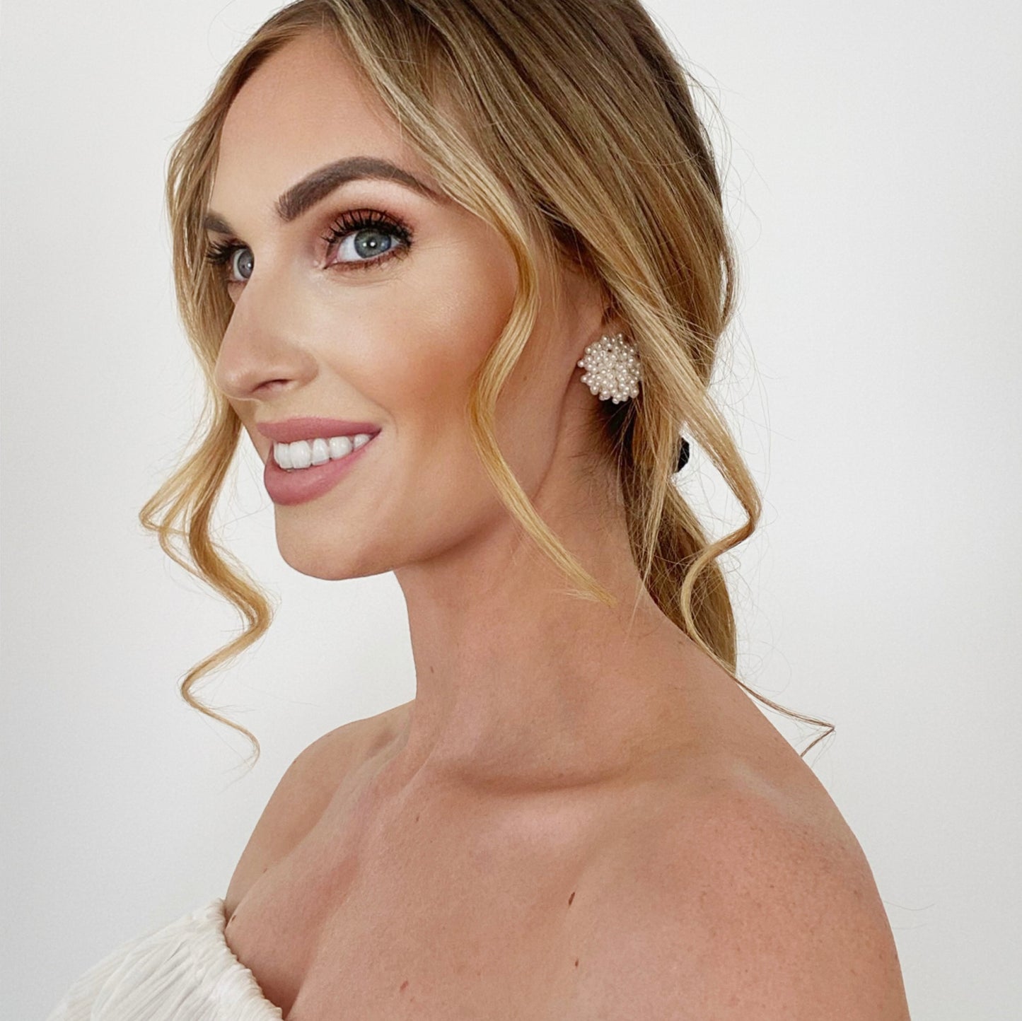 pearl earrings, cluster pearl earrings, cluster, pearls, wedding, wedding earrings, pearl wedding earrings, unique wedding earrings, lightweight wedding earrings, wedding jewellery, bridesmaid earrings, pearl bridesmaid earrings, pearl jewellery, bridesmaid jewellery, bride earrings, bridal earrings, bridal pearl earrings