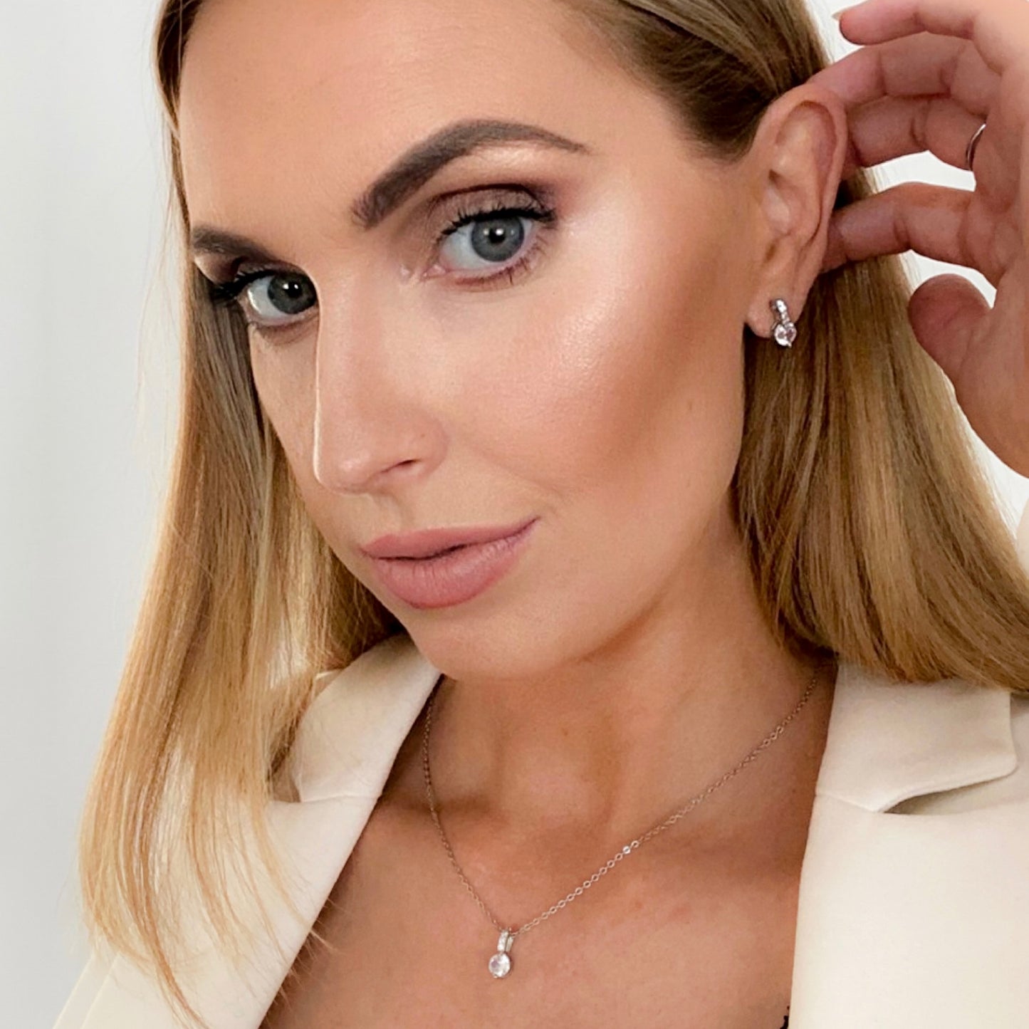 Dainty Dotty Necklace and Earring Set