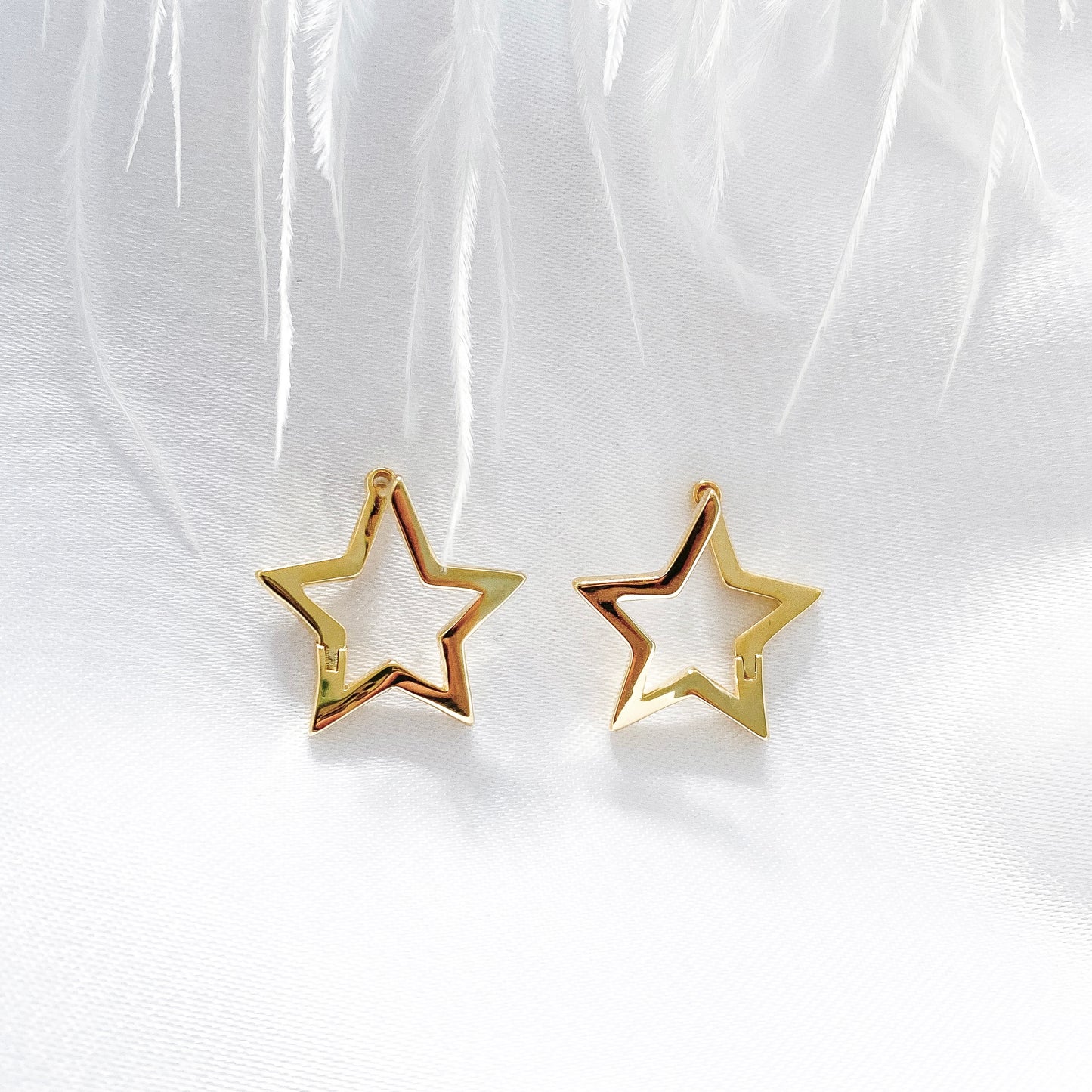 Star Huggie Earrings Gold