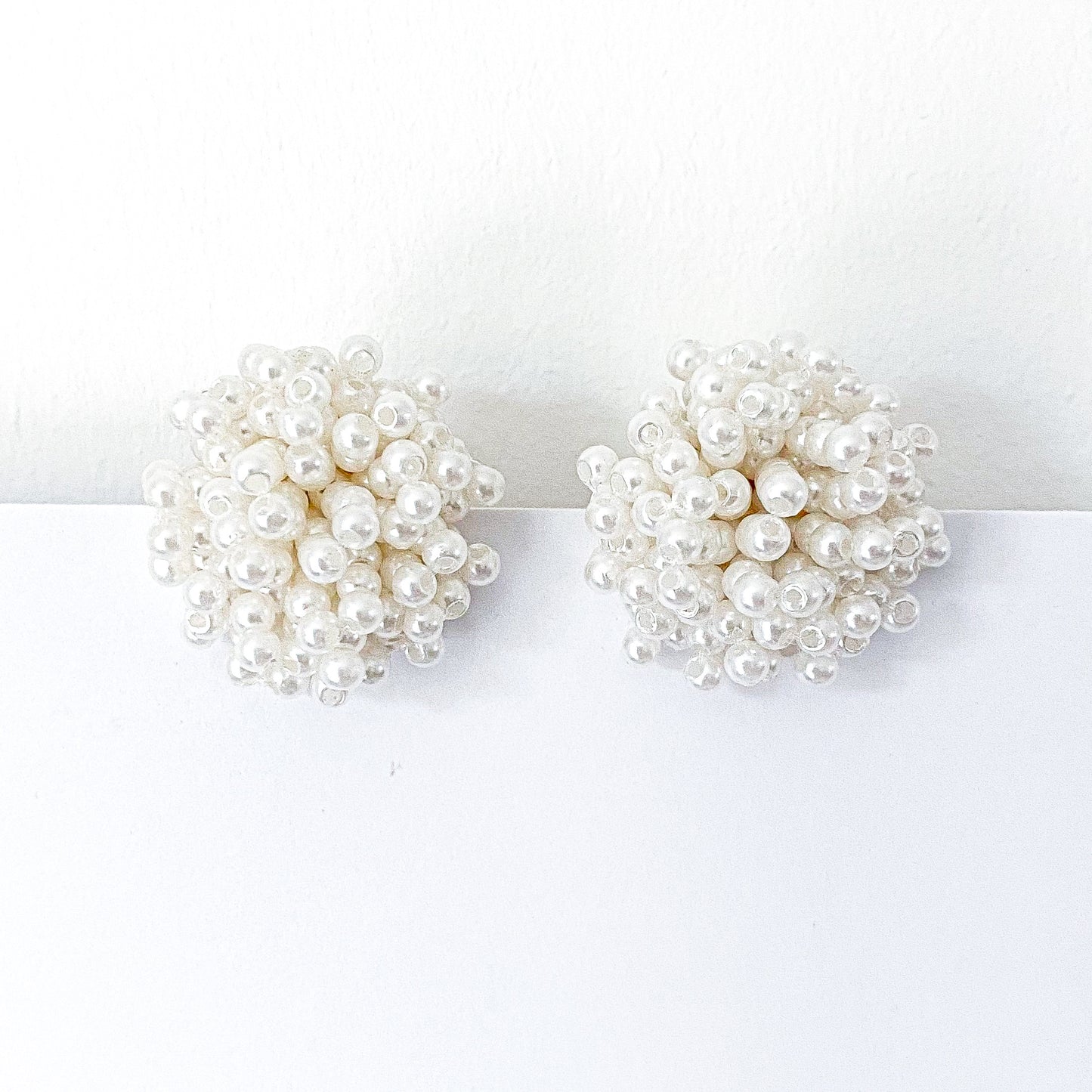 pearl earrings, cluster pearl earrings, cluster, pearls, wedding, wedding earrings, pearl wedding earrings, unique wedding earrings, lightweight wedding earrings, wedding jewellery, bridesmaid earrings, pearl bridesmaid earrings, pearl jewellery, bridesmaid jewellery, bride earrings, bridal earrings, bridal pearl earrings