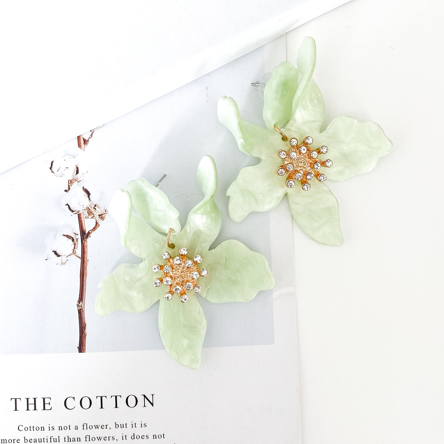Romantic Green Flower earrings