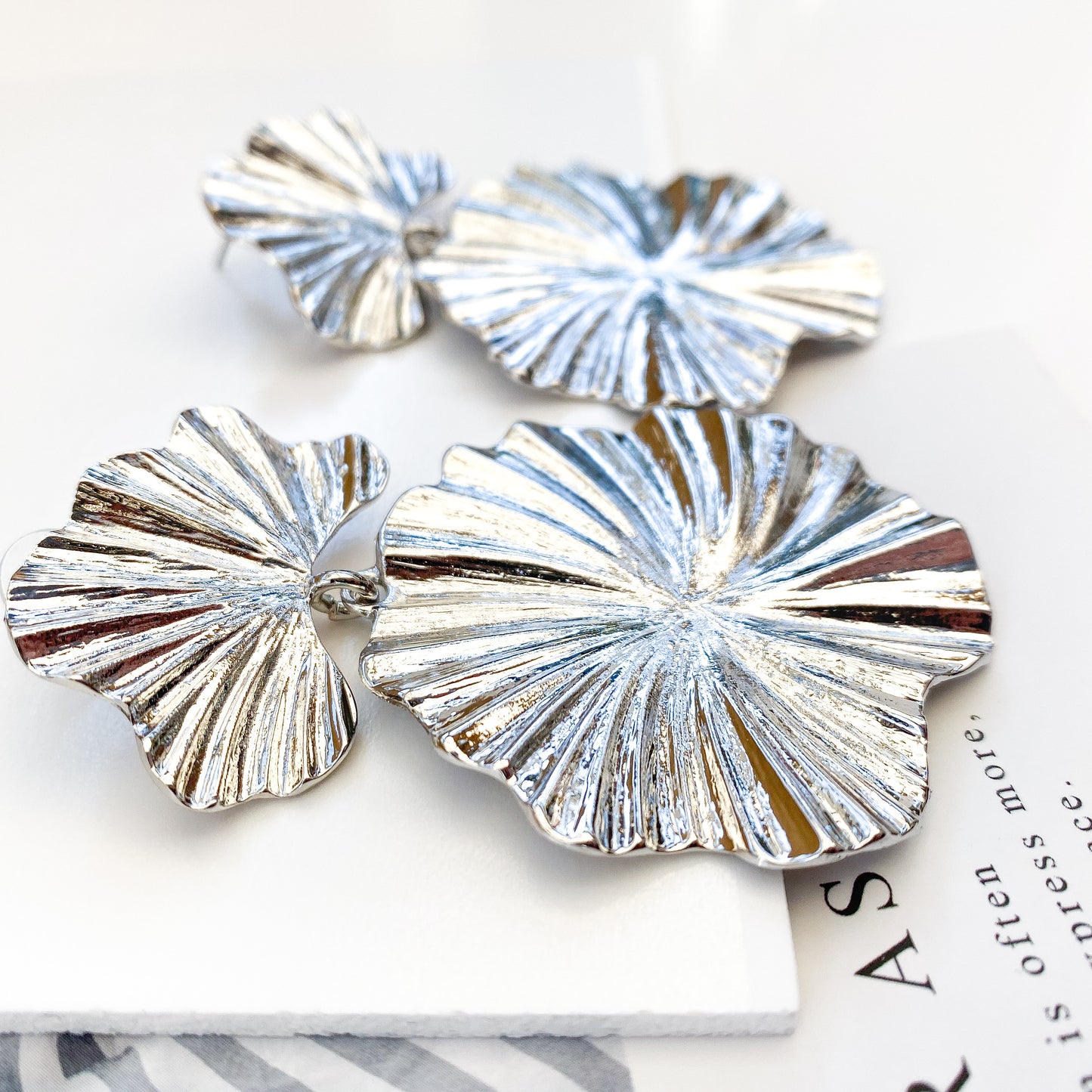 Dali Silver Flower Earrings