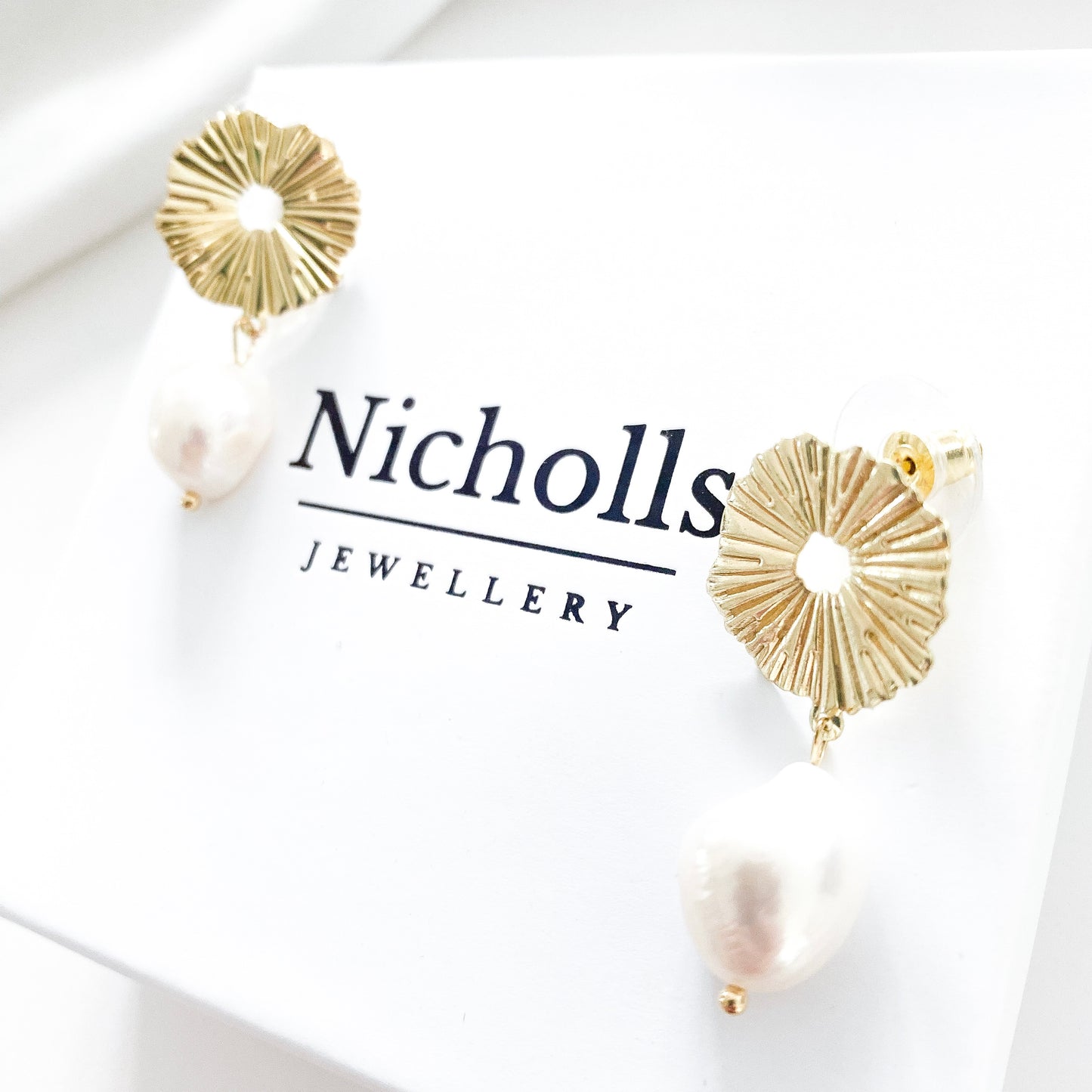 Freshwater Pearl and 14k Gold Circle Fan Earrings