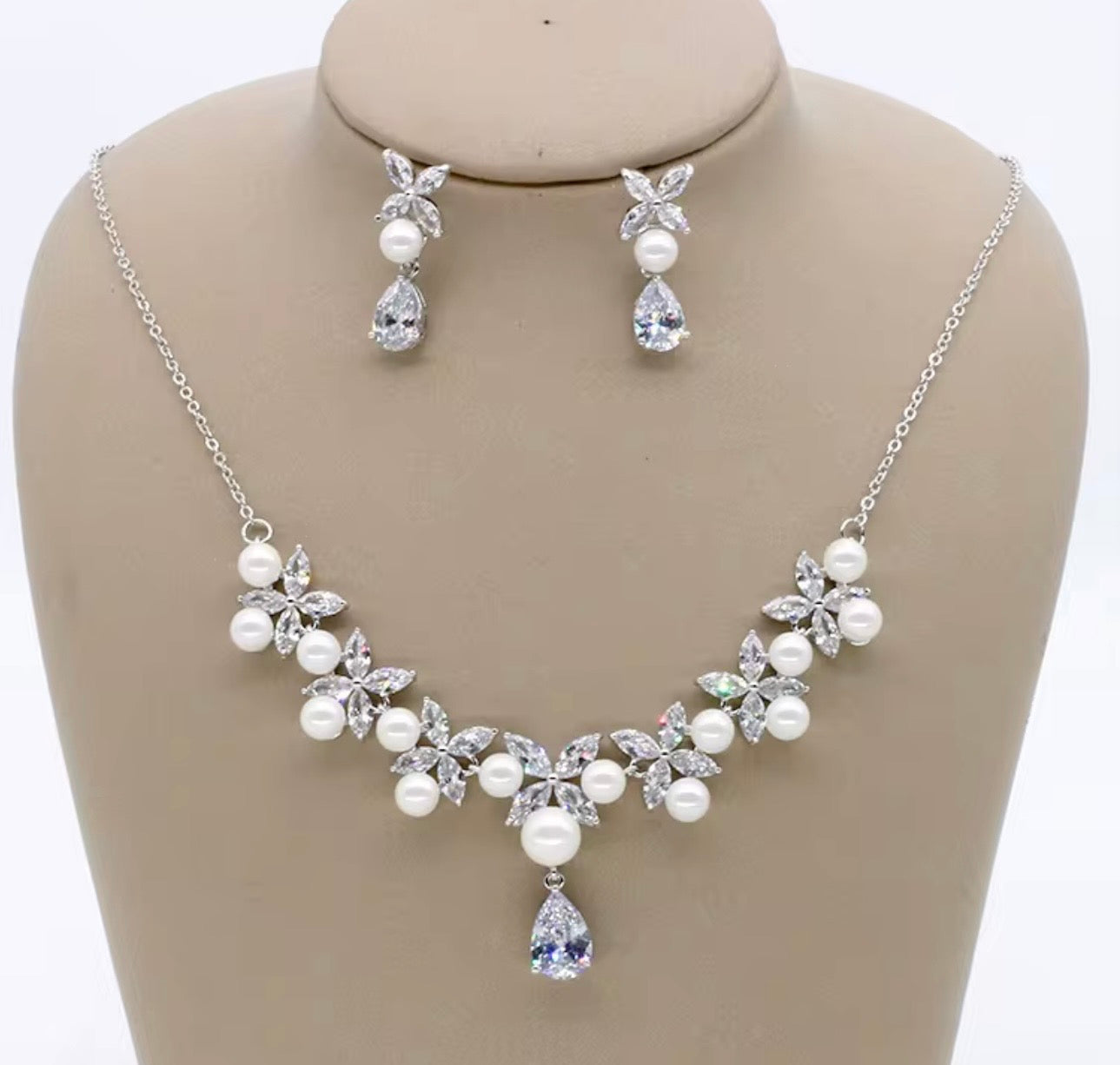 Cubic Zirconia & Pearl Bridal Necklace and Earrings Set – Romantic Wedding Jewellery