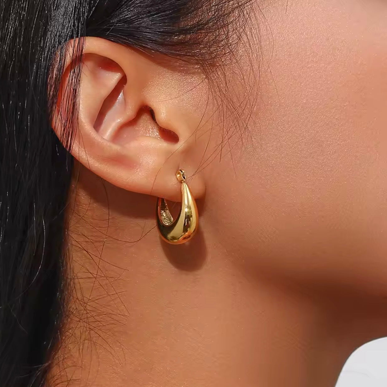 Gold Teardrop Hoop Earrings | Stainless Steel Everyday Earrings