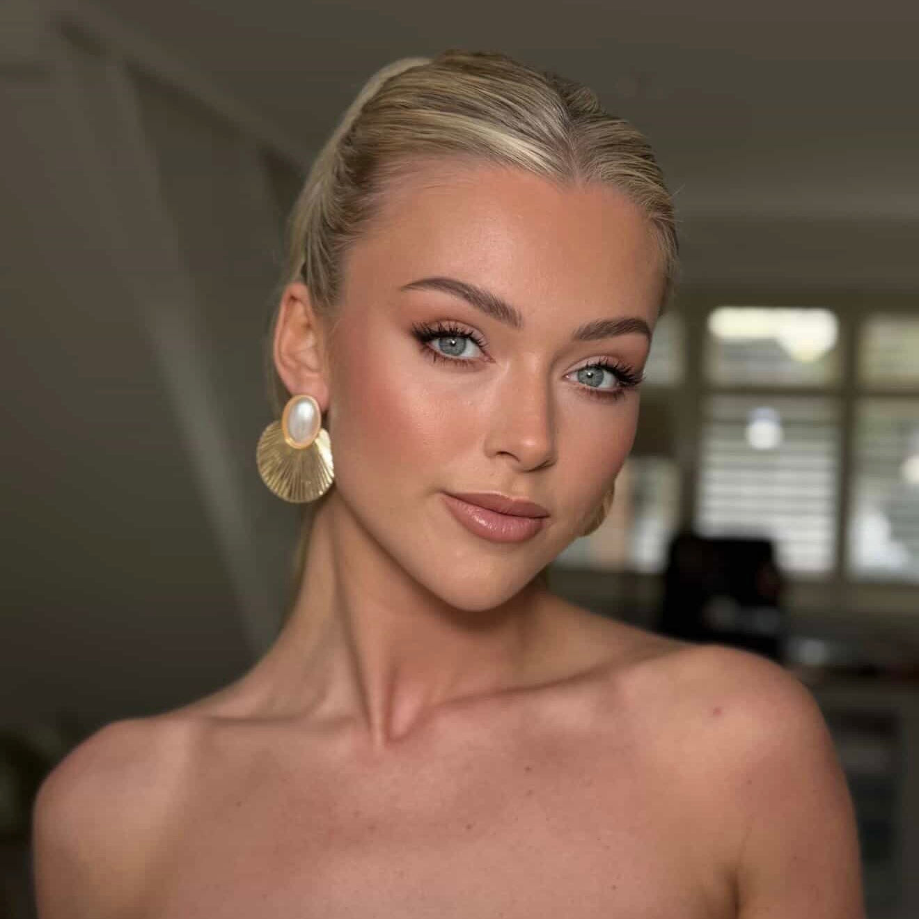 Gold Disc Fan and Pearl Earrings