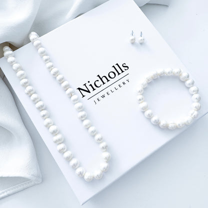 Freshwater Pearl Necklace, Bracelet & Earring Set