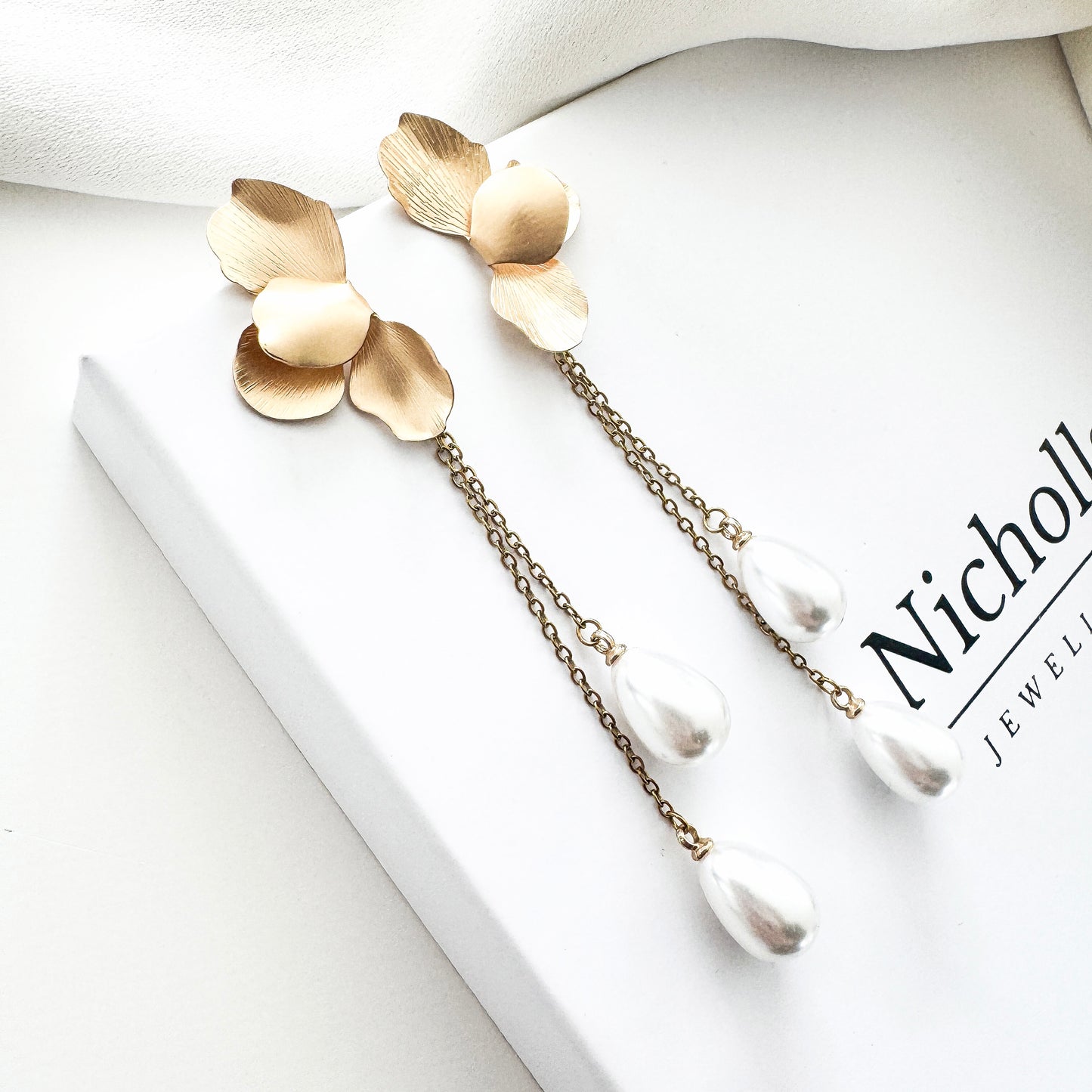 Gold Folded Flower Chain and Dainty Teardrop Pearl Earrings