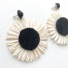 Load image into Gallery viewer, Boho Woven Black and White Sunflower
