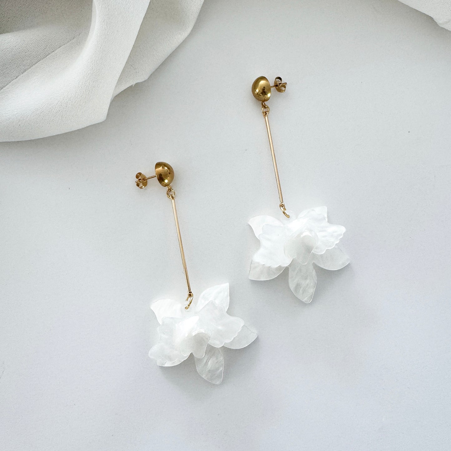 Francoise White Flower Earrings