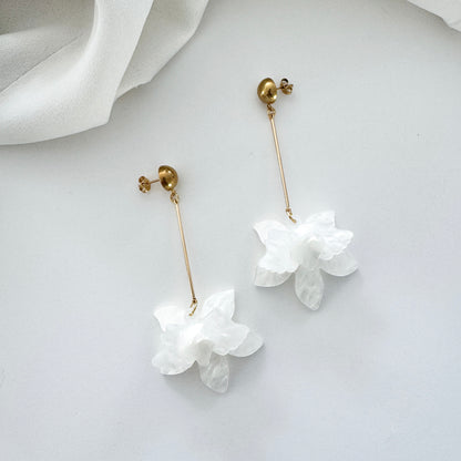 Francoise White Flower Earrings