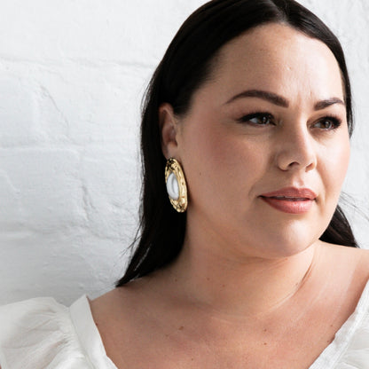 Riviera Pearl Oval Earrings