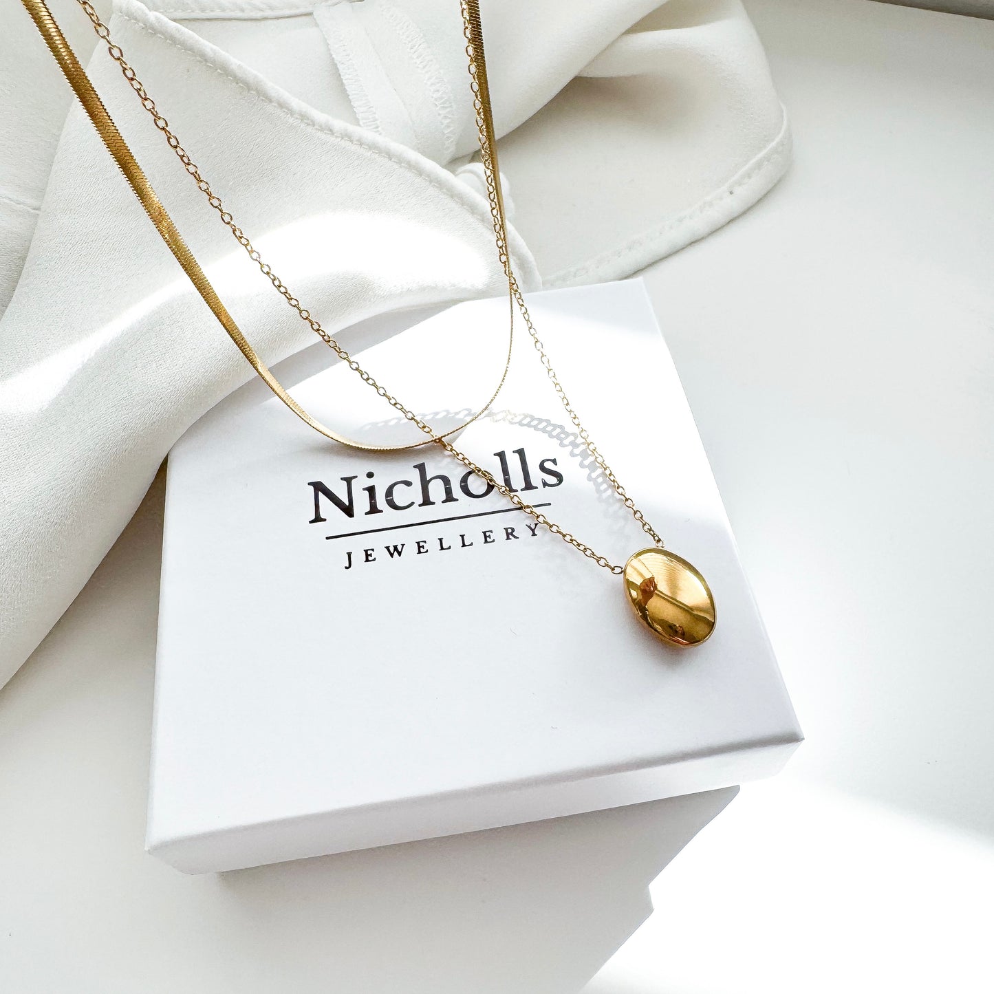 Golden Horizon Layered Oval Necklace