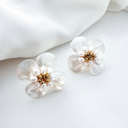 Shell Bloom Earrings