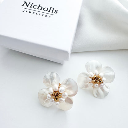 Shell Bloom Earrings