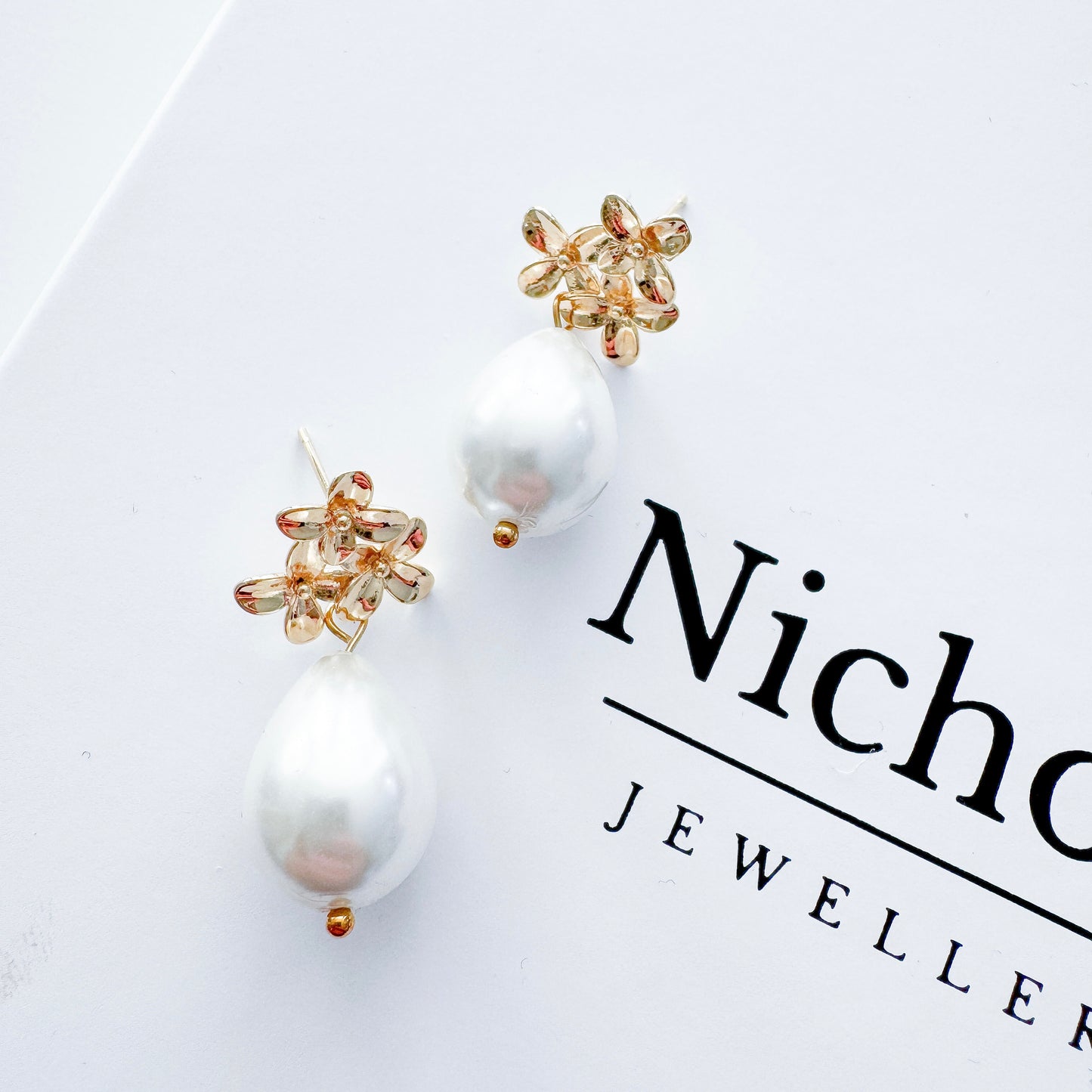 18k Gold Plated Daisy and Chunky Teardrop Pearl Earrings