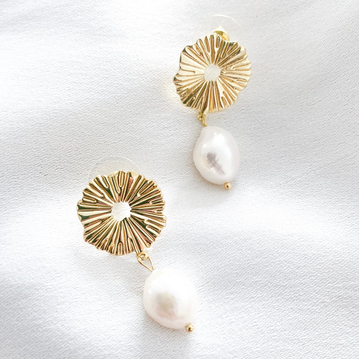 Freshwater Pearl and 14k Gold Circle Fan Earrings