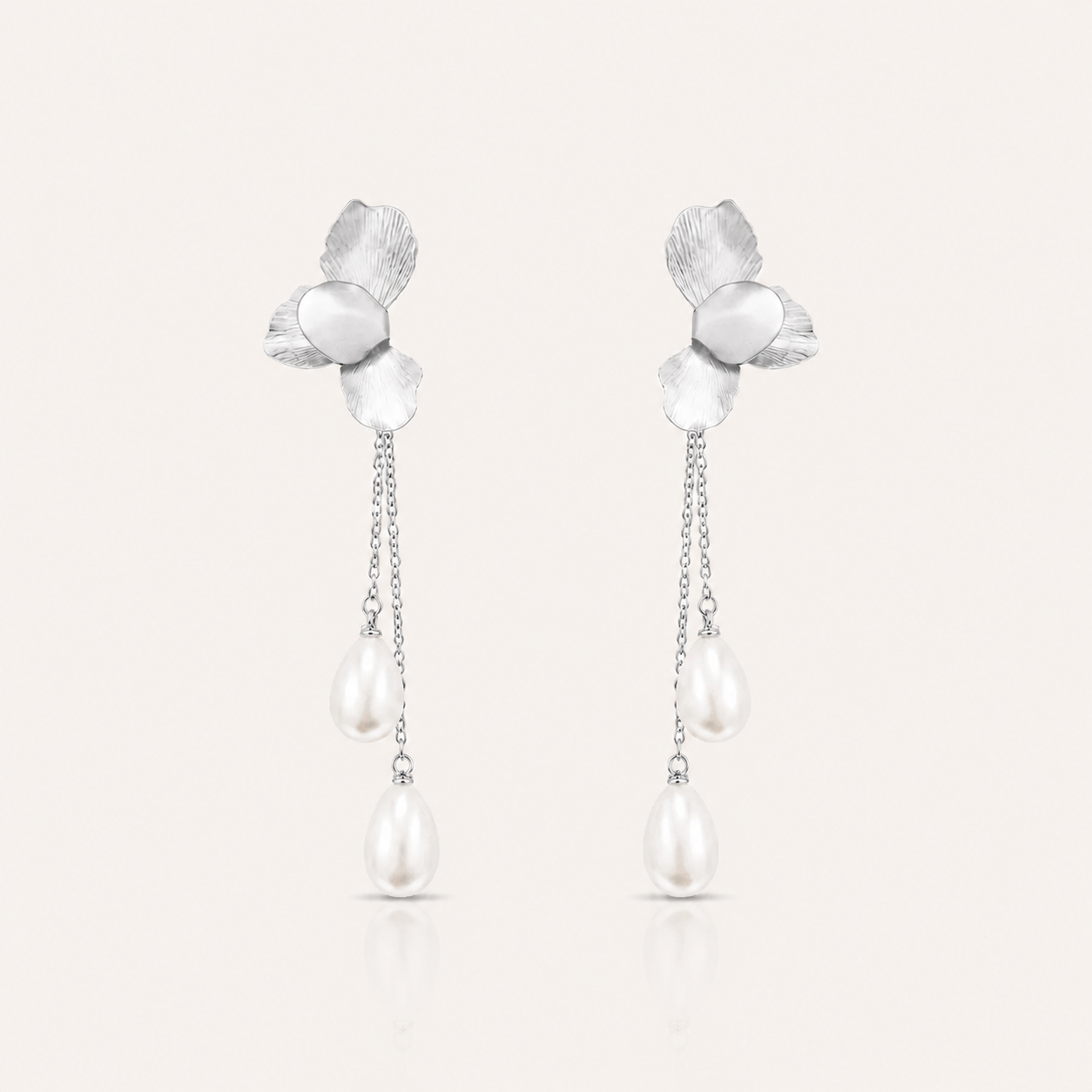 Silver Folded Flower Chain and Dainty Teardrop Pearl Earrings
