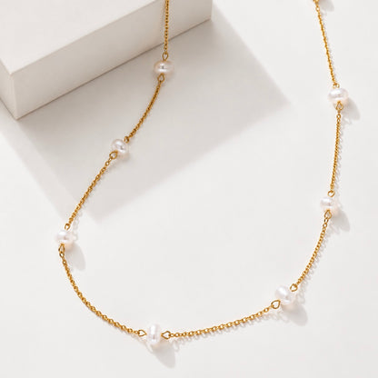 Delicate Freshwater Pearl Necklace | 18k Gold Pearl Necklace
